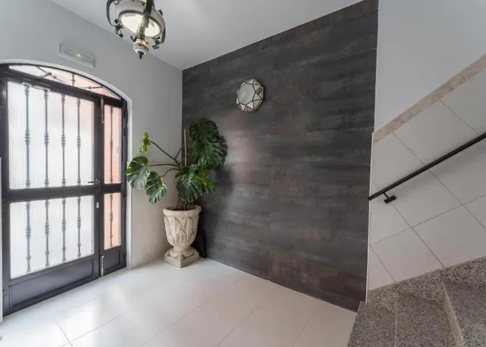 Augusto - A 100 Metros Del Teatro Romano- * Mérida